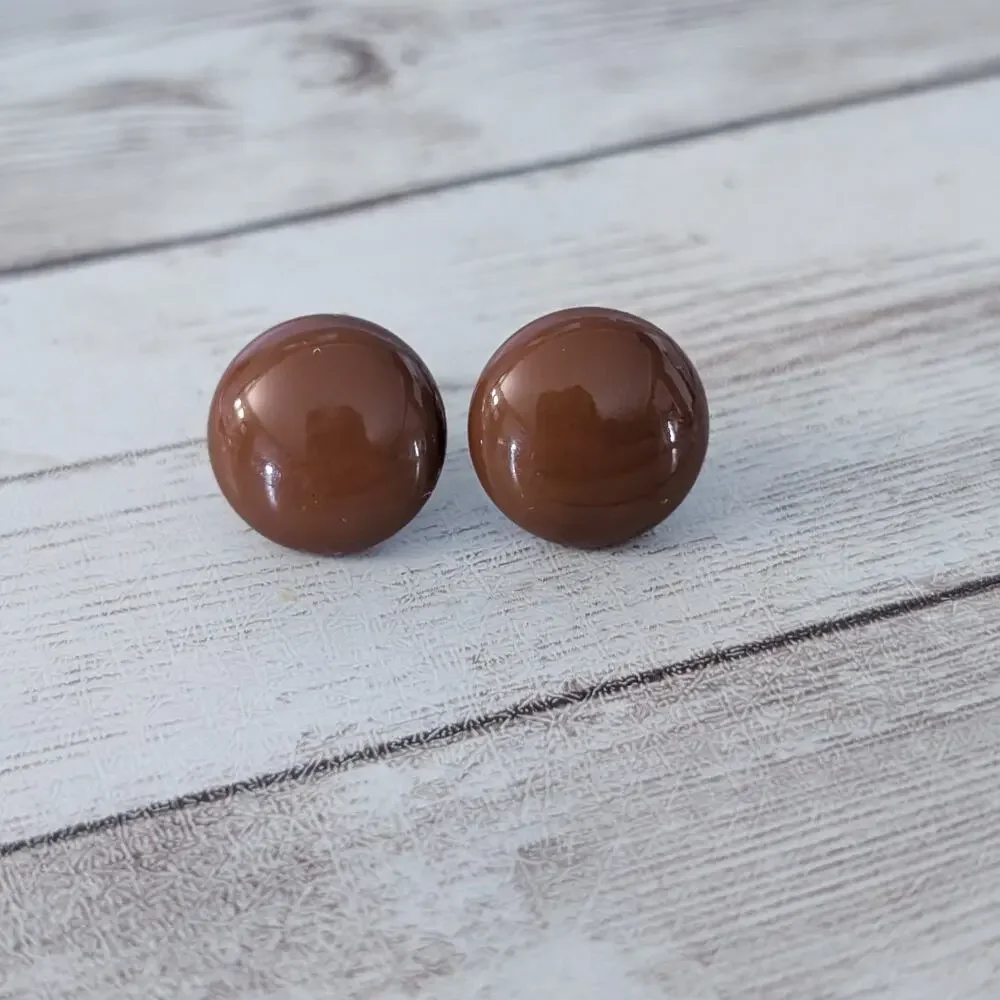 Vintage Clip On Earrings Retro Brown 5/8
